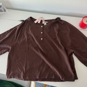 Victoria’s secret Brown Henley loose long sleeve